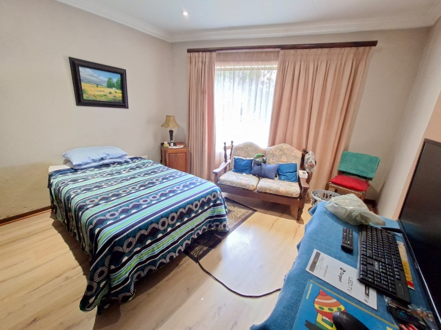 5 Bedroom Property for Sale in Dan Pienaar Free State